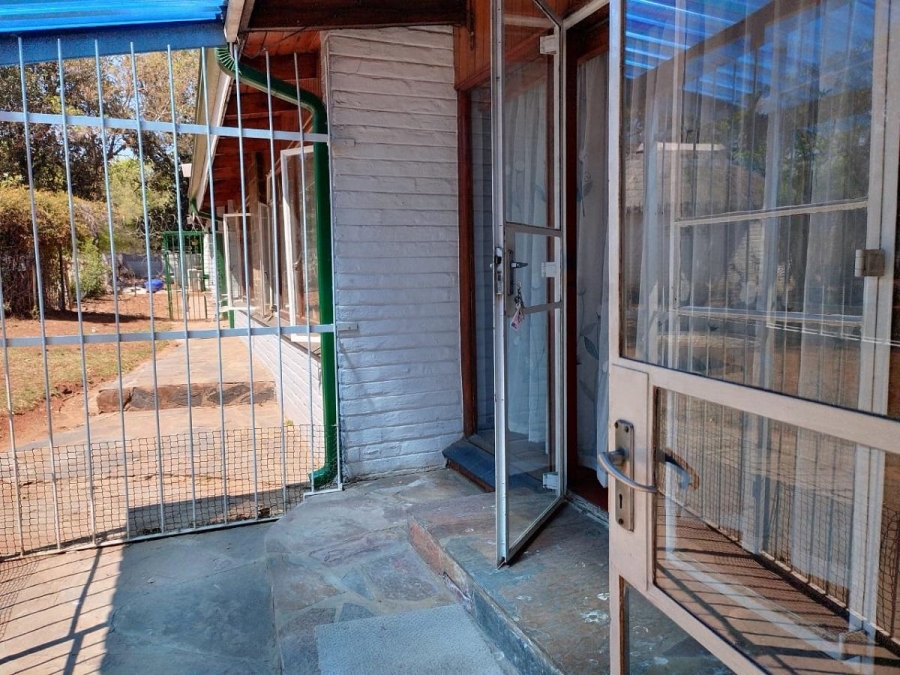 5 Bedroom Property for Sale in Sasolburg Free State